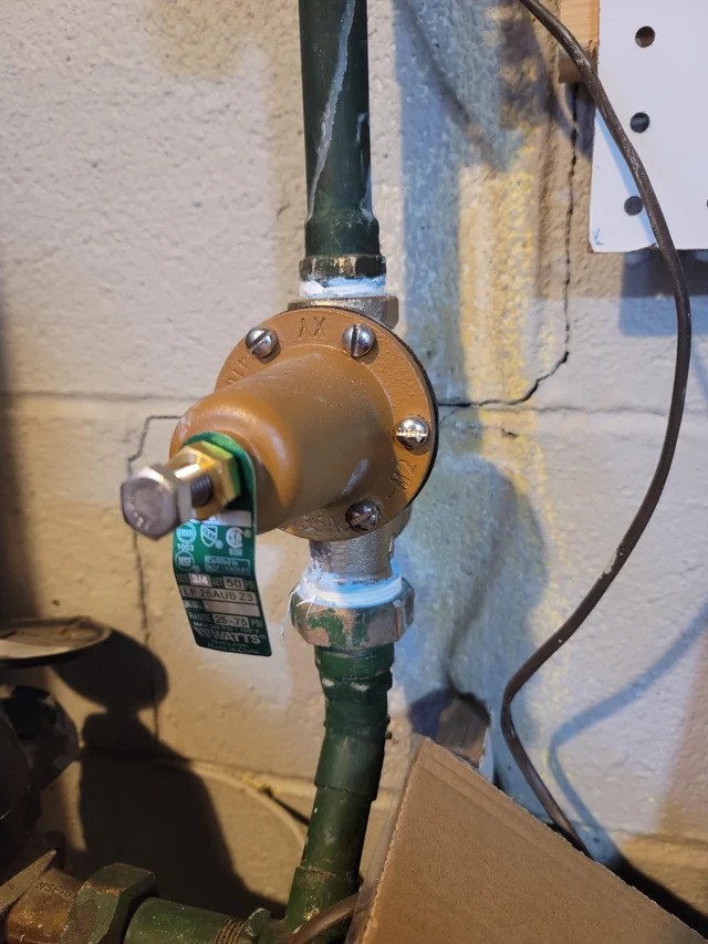 Handling Minor Tank Leaks DIY