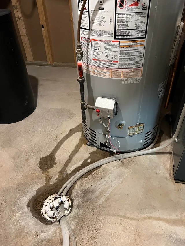 water leaking from tank geyser